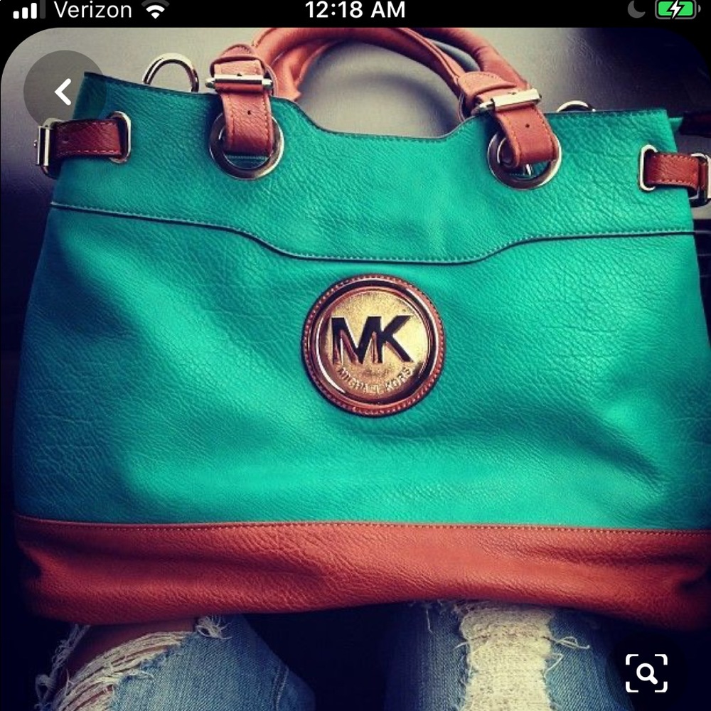 ISO this MK purse. Please!! - Picture 1 of 1